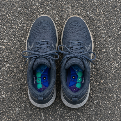 MagnaStep | Magnetic acupressure. Every step. Wide awake.